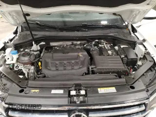 2023 Volkswagen Tiguan S с VIN 3VVRB7AX6PM132663, выставлен на аукционе Copart как лот 53526275 с пробегом 20 209 миль миль и Списание • Salvage title. История ставок и продаж доступна на DreamBid. Изображение 12.