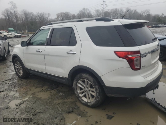 2014 Ford Explorer XLT with VIN 1FM5K8D82EGA97498, listed as a Copart auction lot 85325624 with NaN miles and Salvage Title. Bid and sale history available at carsss.com. Image 2.