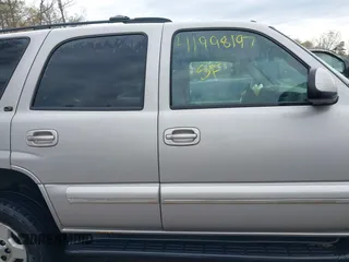 2004 Chevrolet Tahoe LS with VIN 1GNEK13ZX4J179560, listed as a IAAI auction lot 41998197 with 147,822 mi miles. Bid and sale history available at carsss.com. Image 13.