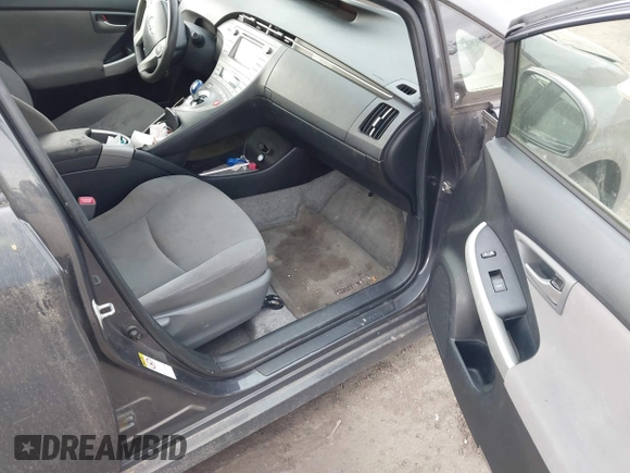 2013 Toyota Prius One with VIN JTDKN3DU9D5659549, listed as a IAAI auction lot 42088069 with 370,962 mi miles and . Bid and sale history available at DreamBid. Image 5.