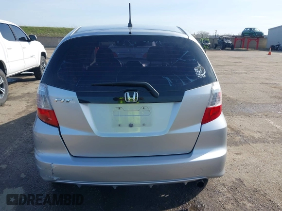 2012 Honda Fit с VIN JHMGE8H38CC037585, выставлен на аукционе IAAI как лот 41632572 с пробегом 109 510 миль миль и . История ставок и продаж доступна на DreamBid. Изображение 16.