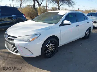 2015 Toyota Camry XLE with VIN 4T1BF1FK9FU007807, listed as a IAAI auction lot 41593645 with 130,677 mi miles. Bid and sale history available at carsss.com. Image 17.