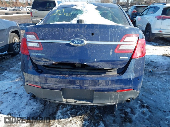 2017 Ford Police Interceptor с VIN 1FAHP2MT3HG126635, выставлен на аукционе IAAI как лот 41425901 с пробегом Не указан миль и . История ставок и продаж доступна на DreamBid. Изображение 15.