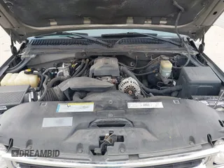 2000 Chevrolet Suburban LT with VIN 3GNFK16T6YG225016, listed as a IAAI auction lot 41702840 with 271,832 mi miles. Bid and sale history available at carsss.com. Image 10.
