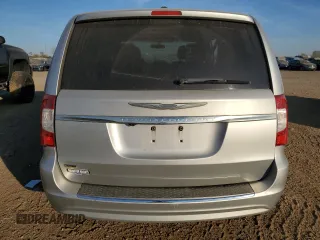 2012 Chrysler Town & Country Touring z VIN 2C4RC1BG2CR127373, wystawiony jako Copart lot #77104484 z przebiegiem 138 263 mil mil oraz Szkoda całkowita • Salvage title. Historia ofert i sprzedaży dostępna na DreamBid. Obrazek 6.