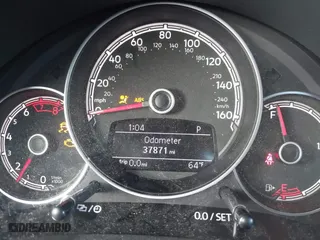 2018 Volkswagen Beetle S with VIN 3VWFD7AT5JM710121, listed as a IAAI auction lot 41264655 with 37,871 mi miles. Bid and sale history available at carsss.com. Image 15.
