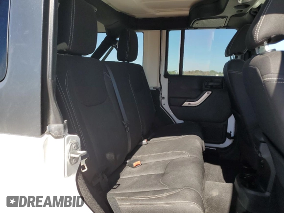 2018 Jeep Wrangler JK Unlimited Sahara with VIN 1C4HJWEG0JL929209, listed as a Copart auction lot 82971914 with 97,812 mi miles and Non Repairable. Bid and sale history available at carsss.com. Image 10.