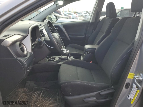 2018 Toyota RAV4 XLE with VIN 2T3WFREV0JW446843, listed as a Copart auction lot 47188365 with 102,482 mi miles and Salvage Title. Bid and sale history available at carsss.com. Image 7.