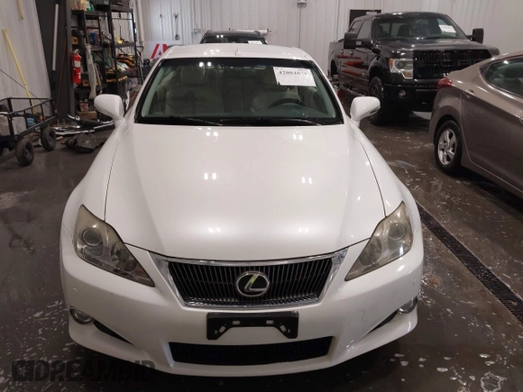 2010 Lexus IS 250 C z VIN JTHFF2C20A2513920, wystawiony jako IAAI lot #42084678 z przebiegiem 175 530 mil mil oraz . Historia ofert i sprzedaży dostępna na DreamBid. Obrazek 12.