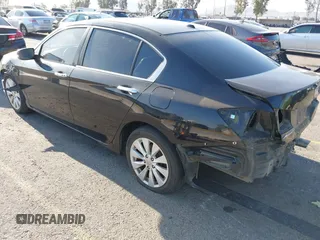 2013 Honda Accord Sdn EX-L with VIN 1HGCR2F85DA027269, listed as a IAAI auction lot 41962077 with 182,769 mi miles. Bid and sale history available at carsss.com. Image 3.