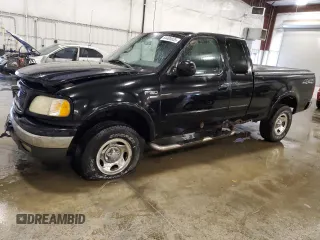 2002 Ford F-150 XL z VIN 1FTRX18W72NA32953, wystawiony jako Copart lot #64405035 z przebiegiem 208 749 mil mil oraz Szkoda całkowita • Salvage title. Historia ofert i sprzedaży dostępna na DreamBid. Obrazek 1.