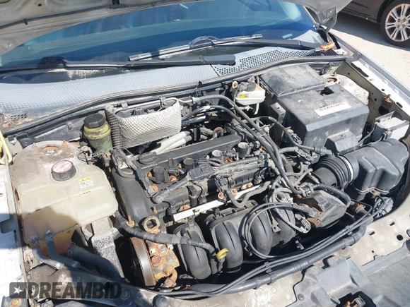 2005 Ford Focus S with VIN 3FAFP37N25R117732, listed as a IAAI auction lot 42078394 with 177,924 mi miles and . Bid and sale history available at carsss.com. Image 10.
