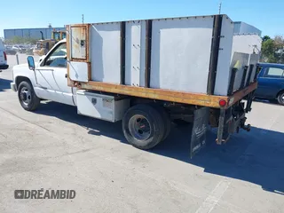 1995 GMC Sierra 1500 with VIN 1GDHC34K7SE549557, listed as a IAAI auction lot 41862529 with 98,437 mi miles and . Bid and sale history available at DreamBid. Image 3.