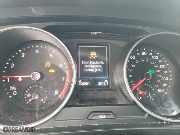 2018 Volkswagen Tiguan S with VIN 3VV1B7AXXJM105874, listed as a Copart auction lot 86565734 with 100,901 mi miles and Salvage Title. Bid and sale history available at carsss.com. Image 9.