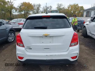 2020 Chevrolet Trax LS with VIN KL7CJKSB8LB074986, listed as a IAAI auction lot 40656872 with 128,582 mi miles and . Bid and sale history available at DreamBid. Image 16.