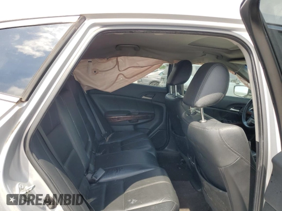 2011 Honda Crosstour EX-L z VIN 5J6TF2H57BL004727, wystawiony jako Copart lot #55180075 z przebiegiem 252 653 mil mil oraz Szkoda całkowita • Salvage title. Historia ofert i sprzedaży dostępna na DreamBid. Obrazek 10.
