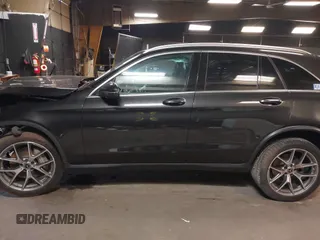 2022 Mercedes-Benz GLC 300 with VIN W1N0G8EB2NG121561, listed as a IAAI auction lot 42204953 with 22,264 mi miles and . Bid and sale history available at DreamBid. Image 15.