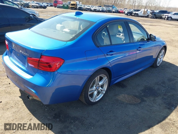 2017 BMW 3 Series 340i xDrive with VIN WBA8B7C5XHK806485, listed as a IAAI auction lot 41833087 with 113,236 mi miles. Bid and sale history available at carsss.com. Image 4.
