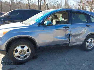 2008 Honda CR-V LX с VIN JHLRE38398C042513, выставлен на аукционе IAAI как лот 42032330 с пробегом 139 811 миль миль и . История ставок и продаж доступна на DreamBid. Изображение 6.