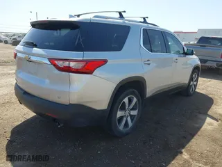 2018 Chevrolet Traverse LT Leather with VIN 1GNERHKW0JJ216994, listed as a IAAI auction lot 41810989 with 117,236 mi miles. Bid and sale history available at carsss.com. Image 4.