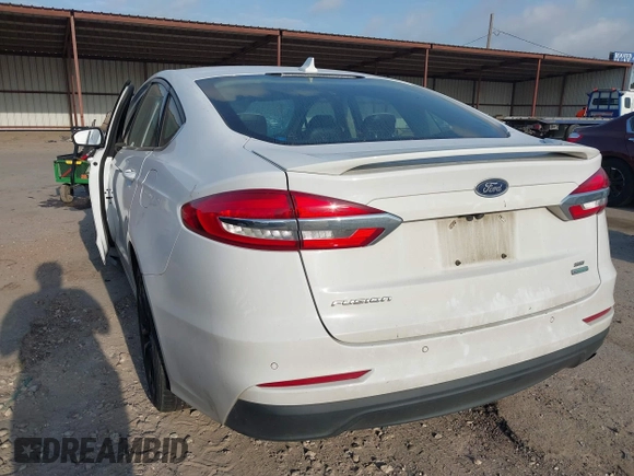 2020 Ford Fusion SE with VIN 3FA6P0HD5LR148104, listed as a IAAI auction lot 42049789 with 88,885 mi miles and . Bid and sale history available at DreamBid. Image 3.