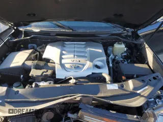 2020 Toyota Land Cruiser z VIN JTMCY7AJ4L4088909, wystawiony jako Copart lot #42312505 z przebiegiem 32 665 mil mil oraz Szkoda całkowita • Salvage title. Historia ofert i sprzedaży dostępna na DreamBid. Obrazek 12.