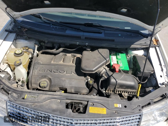 2008 Lincoln MKX z VIN 2LMDU88C98BJ14575, wystawiony jako Copart lot #52404995 z przebiegiem 78 638 mil mil oraz Szkoda całkowita • Salvage title. Historia ofert i sprzedaży dostępna na DreamBid. Obrazek 12.
