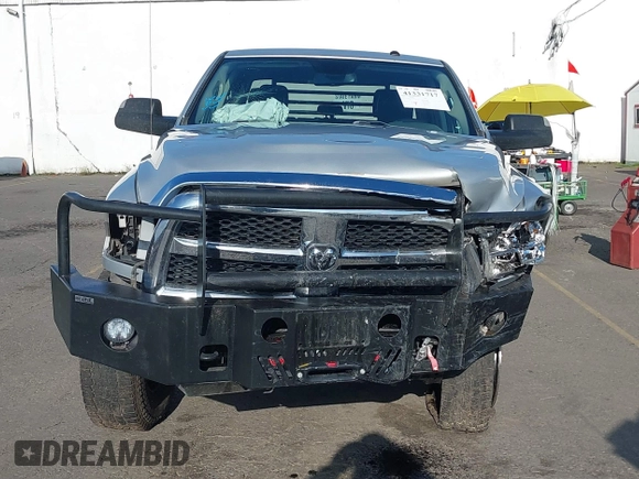 2016 Ram 2500 Tradesman with VIN 3C6UR5HL0GG341625, listed as a IAAI auction lot 41331717 with 63,279 mi miles and . Bid and sale history available at DreamBid. Image 13.
