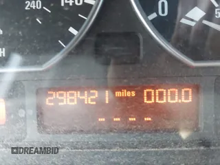 2005 BMW 3 Series 330i с VIN WBAEV53445KM40931, выставлен на аукционе IAAI как лот 42061235 с пробегом 298 421 миль миль и . История ставок и продаж доступна на DreamBid. Изображение 15.