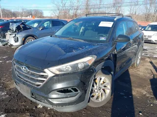 2016 Hyundai Tucson SE with VIN KM8J3CA42GU076476, listed as a IAAI auction lot 41272580 with 112,010 mi miles. Bid and sale history available at carsss.com. Image 18.