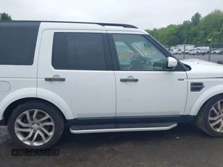 2016 Land Rover LR4 HSE z VIN SALAG2V65GA827367, wystawiony jako IAAI lot #42351913 z przebiegiem 108 481 mil mil oraz . Historia ofert i sprzedaży dostępna na DreamBid. Obrazek 13.