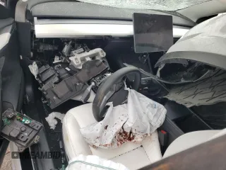 2022 Tesla Model 3 z VIN 5YJ3E1EA8NF244865, wystawiony jako Copart lot #55698465 z przebiegiem Nie podano mil oraz Szkoda całkowita • Salvage title. Historia ofert i sprzedaży dostępna na DreamBid. Obrazek 8.