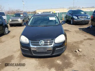 2009 Volkswagen Jetta SportWagen SE with VIN 3VWTM71K99M272189, listed as a IAAI auction lot 41775907 with 225,344 mi miles. Bid and sale history available at carsss.com. Image 12.