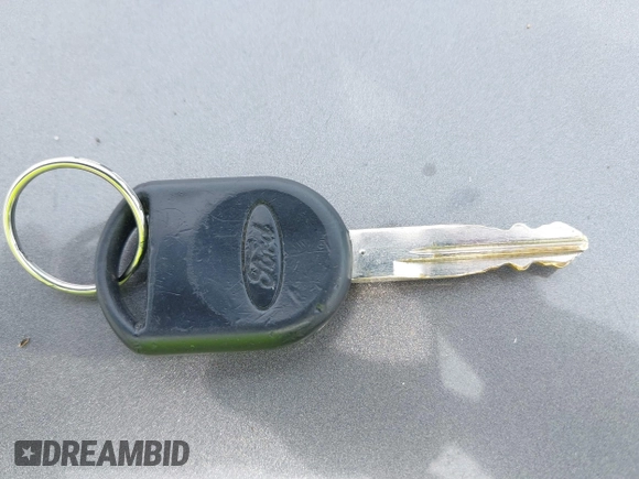 2010 Ford Escape XLT с VIN 1FMCU9DG1AKD06848, выставлен на аукционе IAAI как лот 42409555 с пробегом 310 043 миль миль и . История ставок и продаж доступна на DreamBid. Изображение 11.