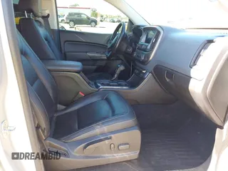 2019 Chevrolet Colorado 4WD Z71 z VIN 1GCGTDEN2K1146043, wystawiony jako IAAI lot #41712002 z przebiegiem 84 034 mil mil oraz . Historia ofert i sprzedaży dostępna na DreamBid. Obrazek 5.