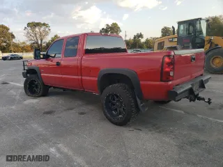 2003 Chevrolet Silverado 2500HD LS with VIN 1GCHK29183E193915, listed as a Copart auction lot 75266834 with 207,086 mi miles and Salvage Title. Bid and sale history available at carsss.com. Image 2.
