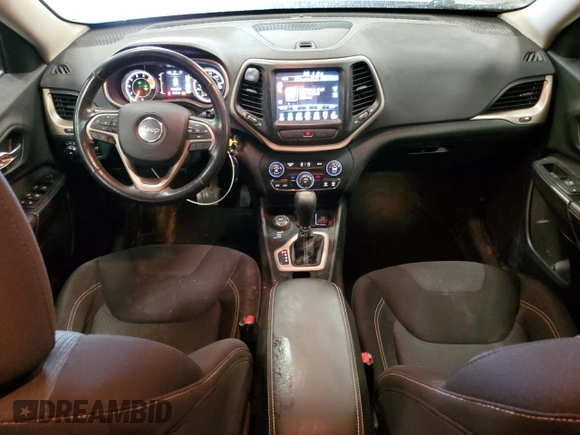 2016 Jeep Cherokee Latitude with VIN 1C4PJMCS9GW120841, listed as a Copart auction lot 48255885 with 136,934 mi miles and Clean Title. Bid and sale history available at carsss.com. Image 8.