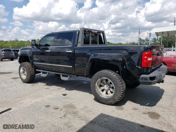 2015 GMC Sierra 2500HD SLT with VIN 1GT12ZE83FF632577, listed as a Copart auction lot 60564493 with 45,678 mi miles and Salvage Title. Bid and sale history available at carsss.com. Image 2.