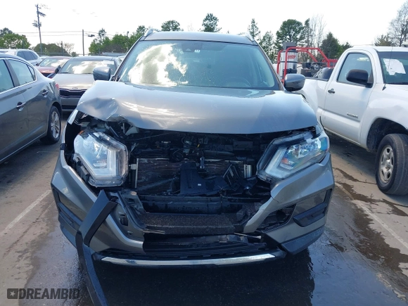 2020 Nissan Rogue SV with VIN KNMAT2MV3LP501795, listed as a IAAI auction lot 41898318 with 100,388 mi miles. Bid and sale history available at carsss.com. Image 12.