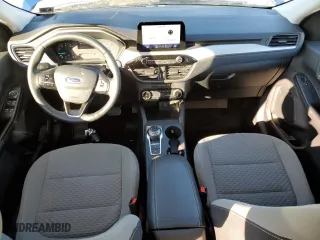 2022 Ford Escape SE with VIN 1FMCU9G62NUB31703, listed as a Copart auction lot 42728445 with 92,205 mi miles and Clean Title. Bid and sale history available at carsss.com. Image 8.