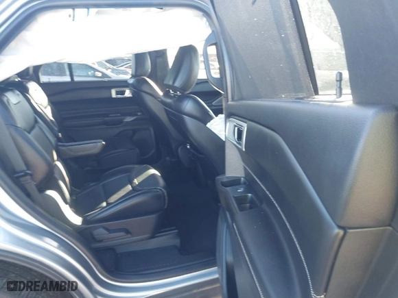 2020 Ford Explorer ST with VIN 1FM5K8GC6LGB63581, listed as a IAAI auction lot 41208573 with 57,057 mi miles. Bid and sale history available at carsss.com. Image 8.