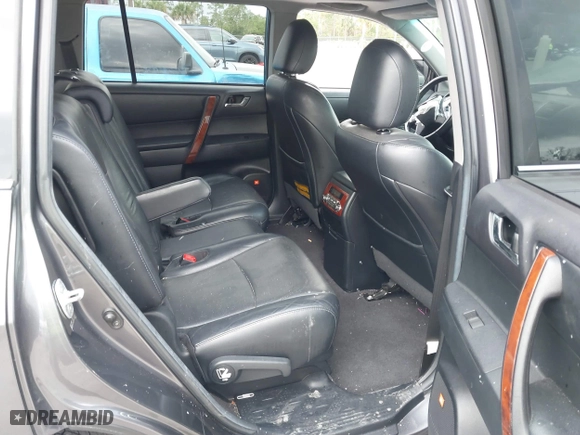 2012 Toyota Highlander Limited with VIN 5TDYK3EH5CS065327, listed as a IAAI auction lot 41624847 with 187,059 mi miles. Bid and sale history available at carsss.com. Image 8.