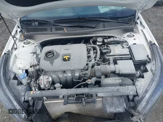 2023 Kia Forte GT-Line z VIN 3KPF54ADXPE621767, wystawiony jako IAAI lot #41991079 z przebiegiem 27 124 mil mil oraz . Historia ofert i sprzedaży dostępna na DreamBid. Obrazek 10.