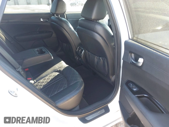 2016 Kia Optima SXL Turbo with VIN 5XXGV4L23GG073151, listed as a IAAI auction lot 41363341 with 74,226 mi miles. Bid and sale history available at carsss.com. Image 8.