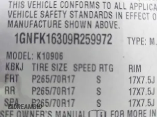 2009 Chevrolet Suburban LT with VIN 1GNFK16309R259972, listed as a IAAI auction lot 41568798 with 327,218 mi miles. Bid and sale history available at carsss.com. Image 9.
