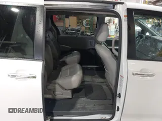 2015 Toyota Sienna XLE with VIN 5TDYK3DC8FS598525, listed as a IAAI auction lot 41918825 with 128,557 mi miles. Bid and sale history available at carsss.com. Image 8.