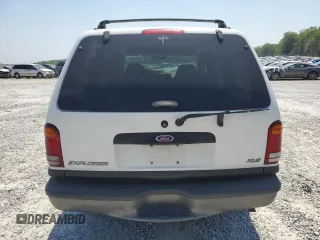 2000 Ford Explorer XLS z VIN 1FMZU62X7YZA94180, wystawiony jako Copart lot #53661645 z przebiegiem 101 319 mil mil oraz Szkoda całkowita • Salvage title. Historia ofert i sprzedaży dostępna na DreamBid. Obrazek 6.