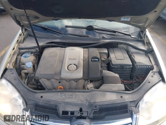 2005 Volkswagen Jetta 2.5L with VIN 3VWSF71K25M621161, listed as a IAAI auction lot 42264314 with 147,335 mi miles and . Bid and sale history available at DreamBid. Image 10.