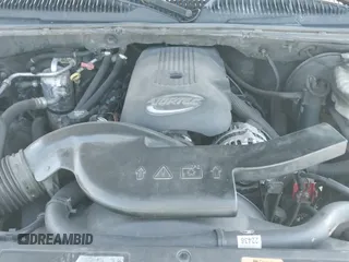 2003 Chevrolet Suburban LS с VIN 3GNEC16T73G286263, выставлен на аукционе IAAI как лот 42620918 с пробегом Не указан миль и . История ставок и продаж доступна на DreamBid. Изображение 22.