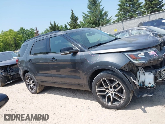 2017 Ford Explorer Sport z VIN 1FM5K8GT3HGB53095, wystawiony jako IAAI lot #42427164 z przebiegiem 120 362 mil mil oraz . Historia ofert i sprzedaży dostępna na DreamBid. Obrazek 13.